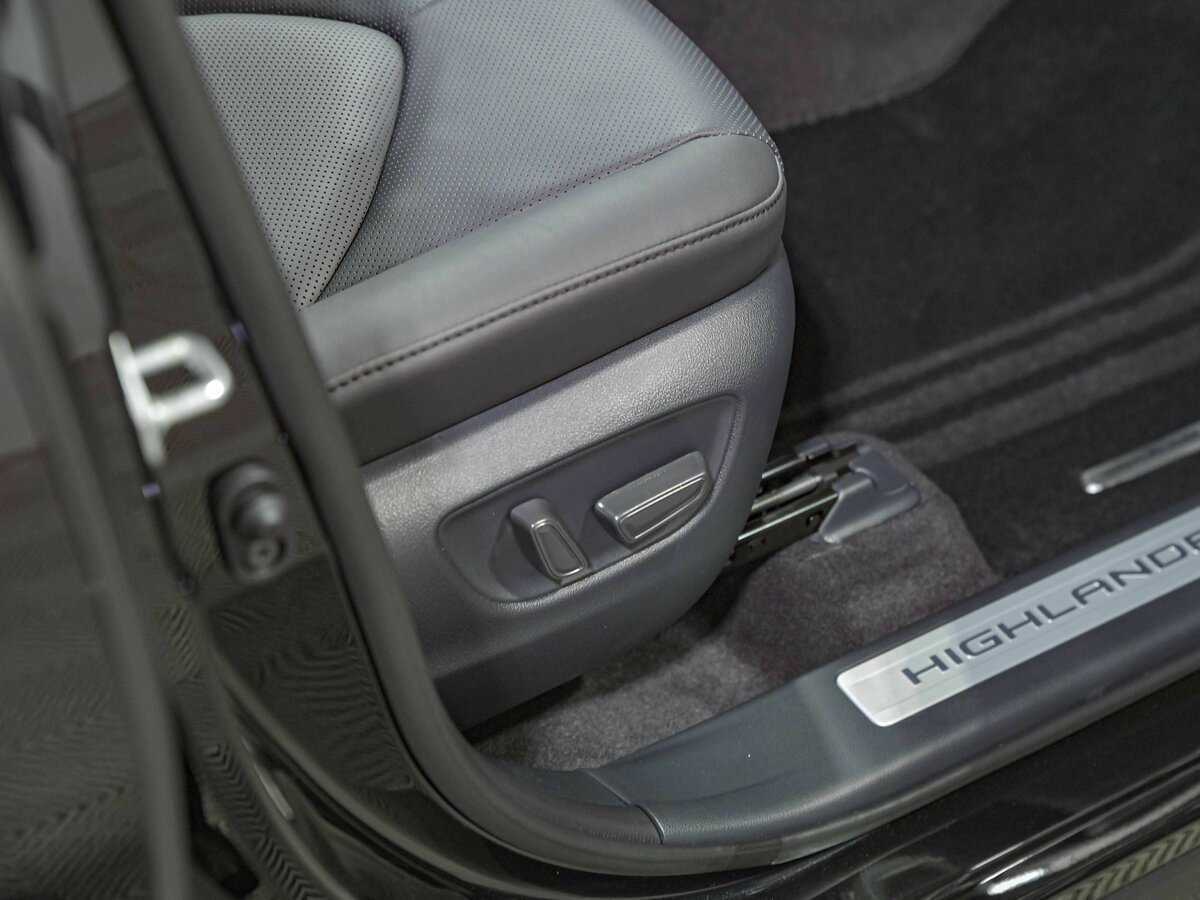 Купить Toyota Highlander, 2024, 82 км, фото №19