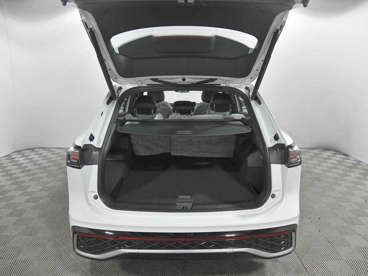 Купить Volkswagen Tiguan L Pro, 2024, 48 км, фото №23