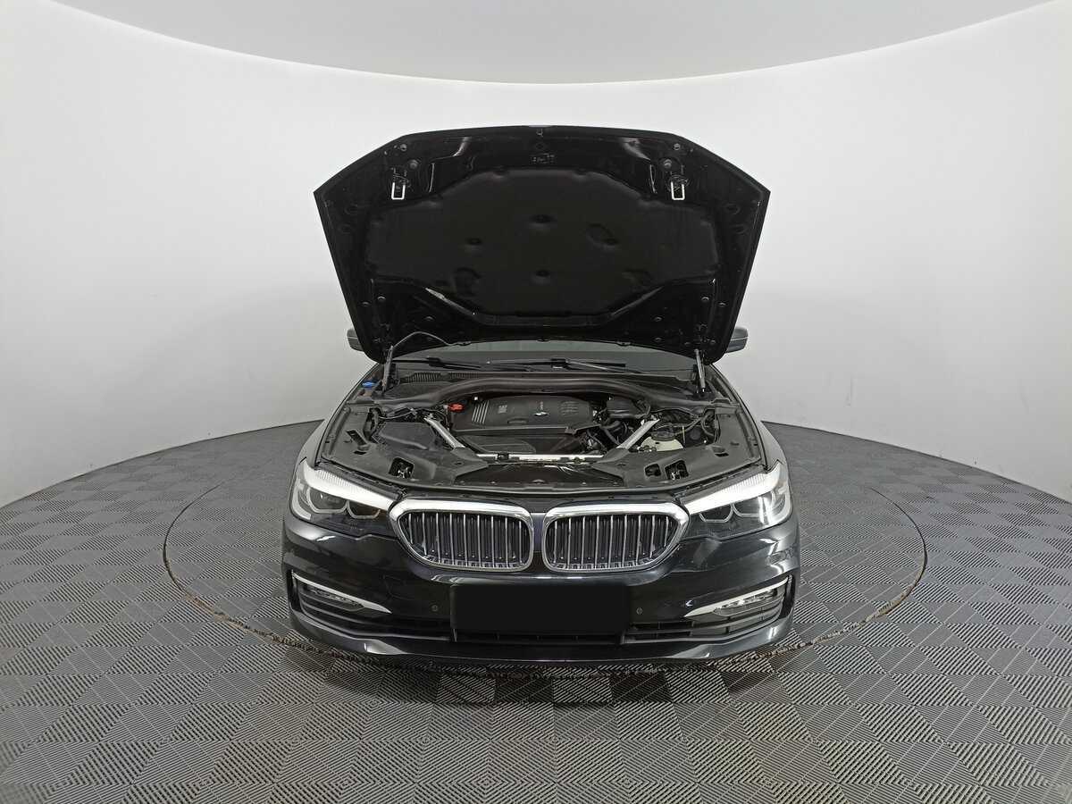 Купить BMW 5 серии 520d xDrive, 2018, 117 323 км, фото №8