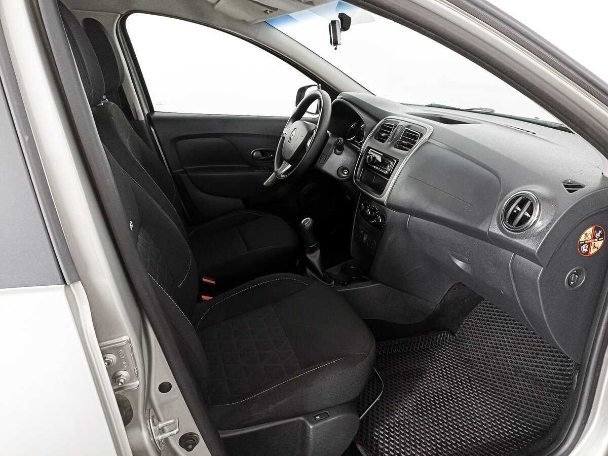 Купить Renault Sandero Stepway, 2017, 49 571 км, фото №9