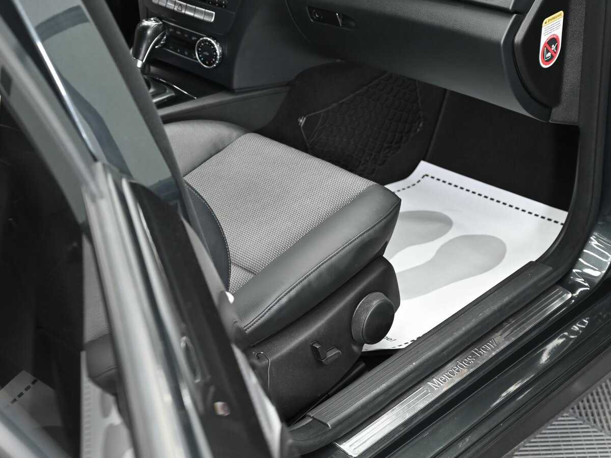 Купить Mercedes-Benz C-Класс 200, 2011, 198 000 км, фото №17