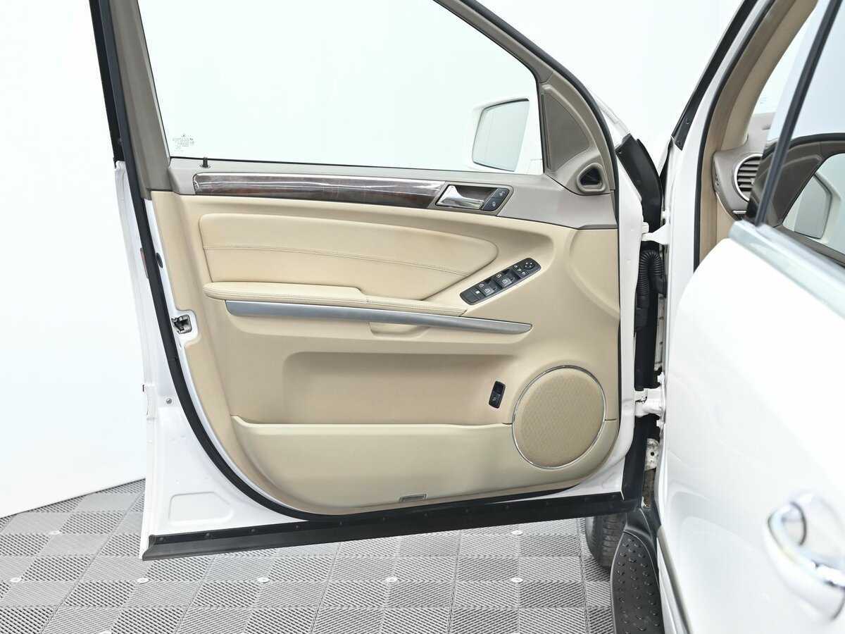 Купить Mercedes-Benz GL-Класс 350, 2010, 215 000 км, фото №7