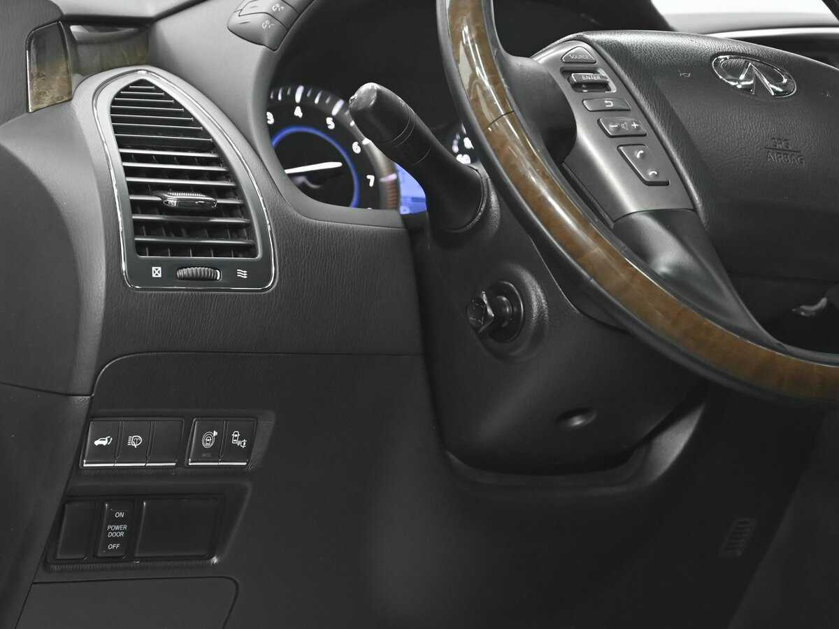 Купить Infiniti QX80, 2013, 199 000 км, фото №9