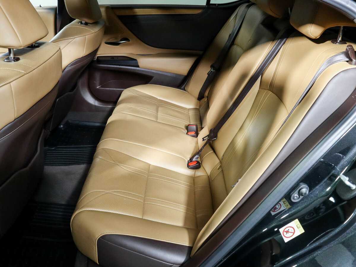 Купить Lexus ES 250, 2019, 72 643 км, фото №8