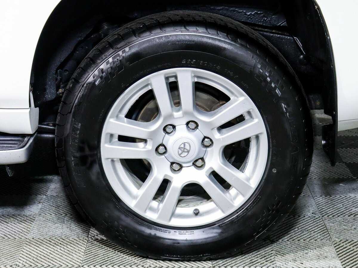 Купить Toyota Land Cruiser Prado, 2010, 215 350 км, фото №12