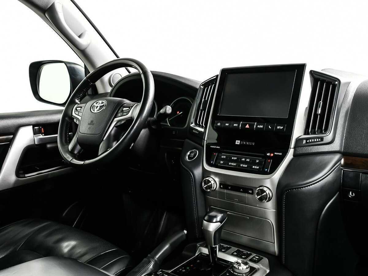 Купить Toyota Land Cruiser, 2017, 99 220 км, фото №9