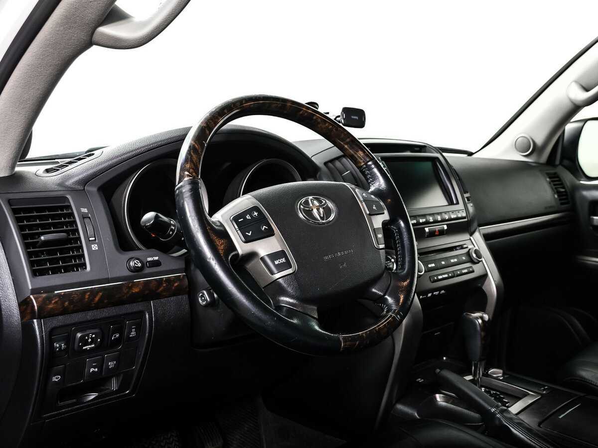 Купить Toyota Land Cruiser, 2011, 281 829 км, фото №12