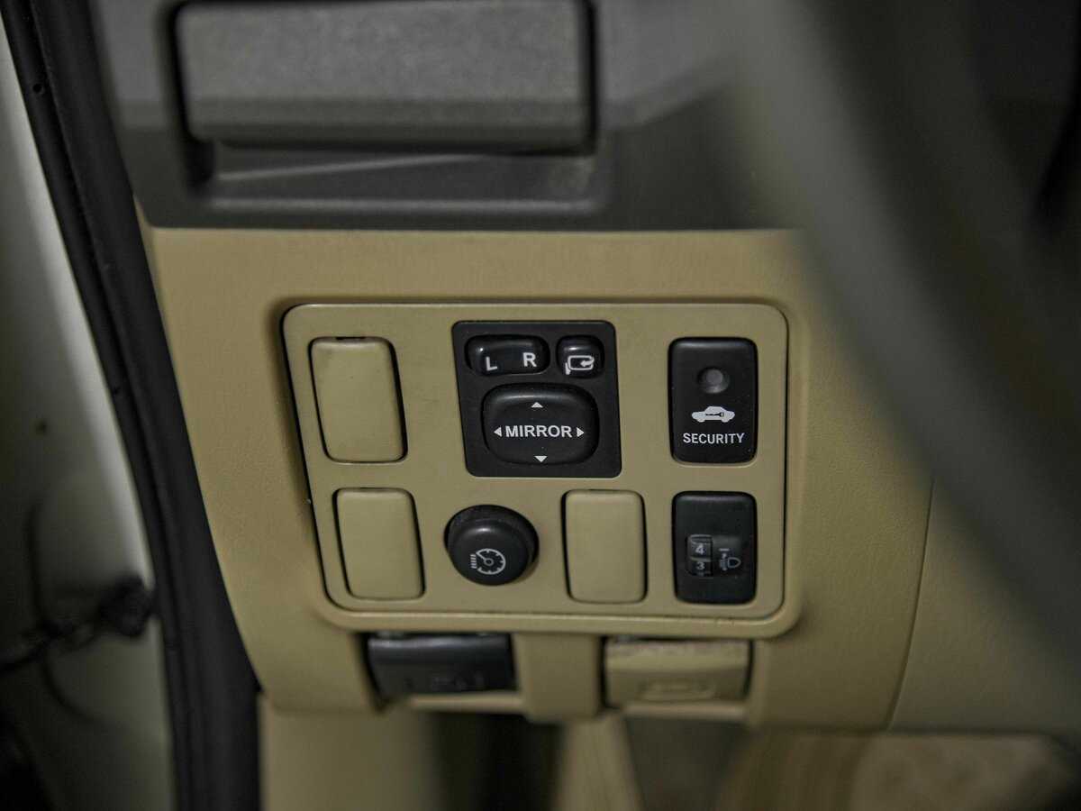 Купить Toyota Fortuner, 2012, 146 500 км, фото №12