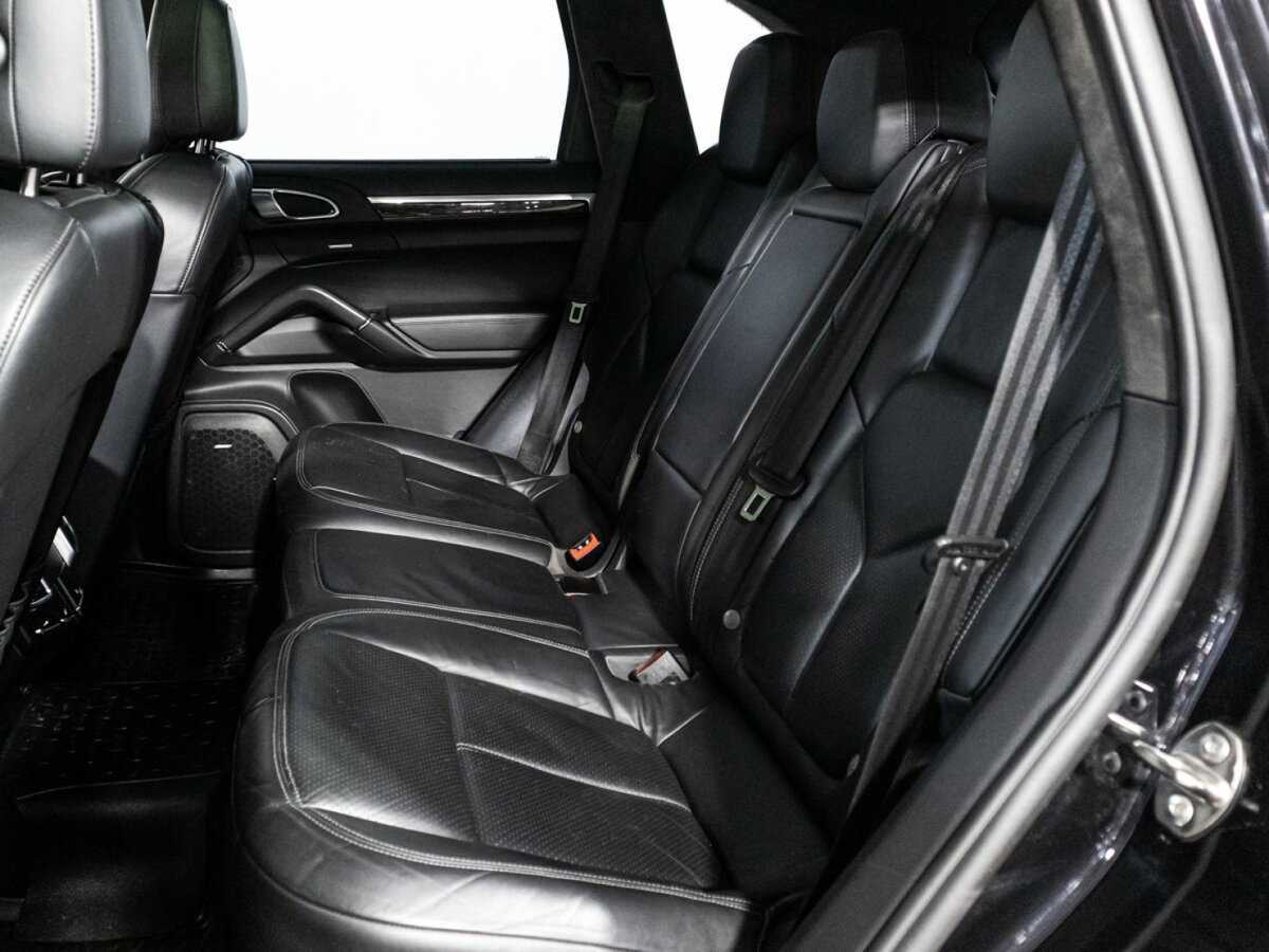Купить Porsche Cayenne Turbo, 2010, 151 986 км, фото №9