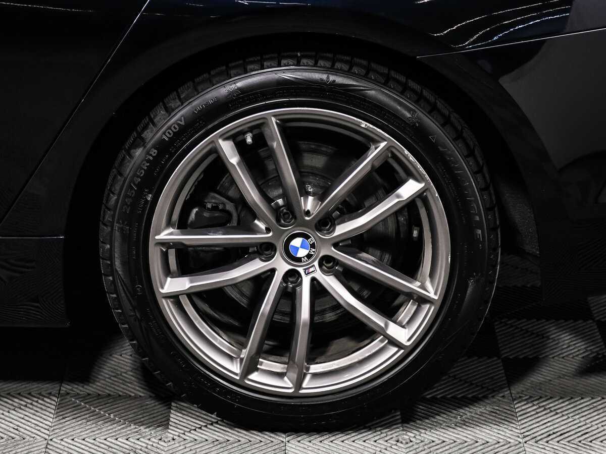 Купить BMW 5 серии 520d xDrive, 2019, 70 690 км, фото №16