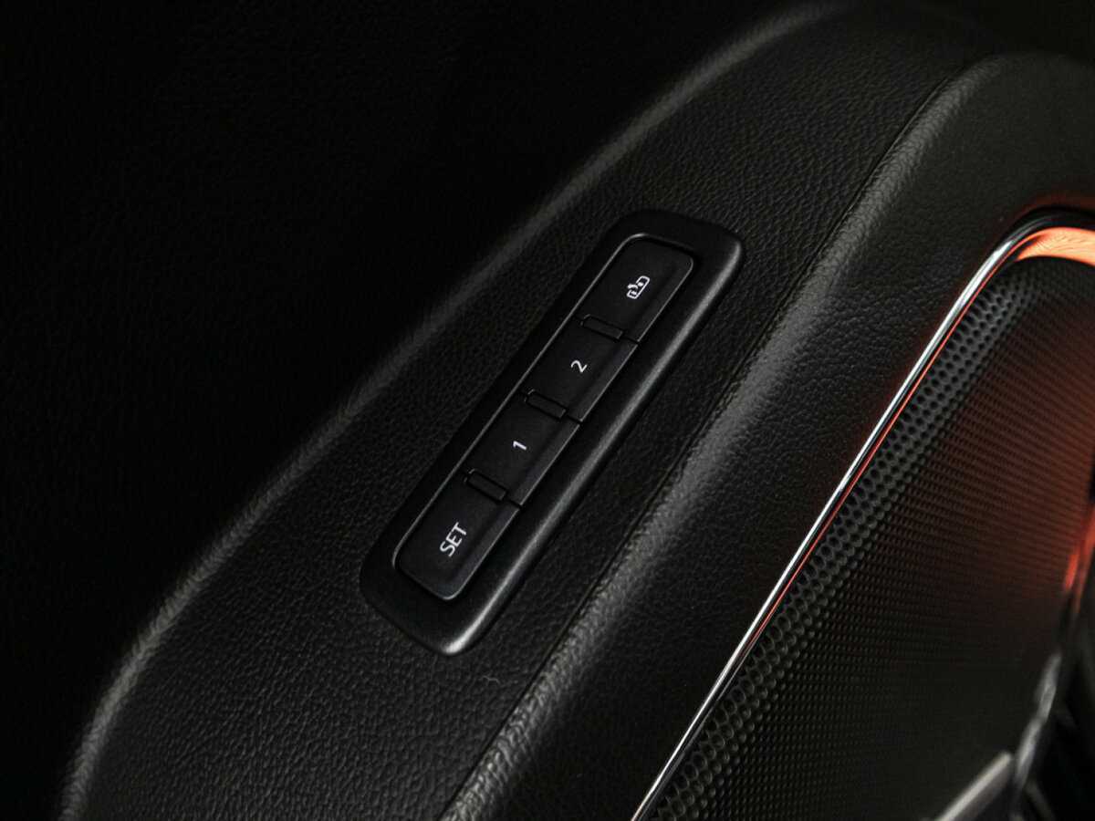 Купить Chevrolet Tahoe, 2019, 120 620 км, фото №19