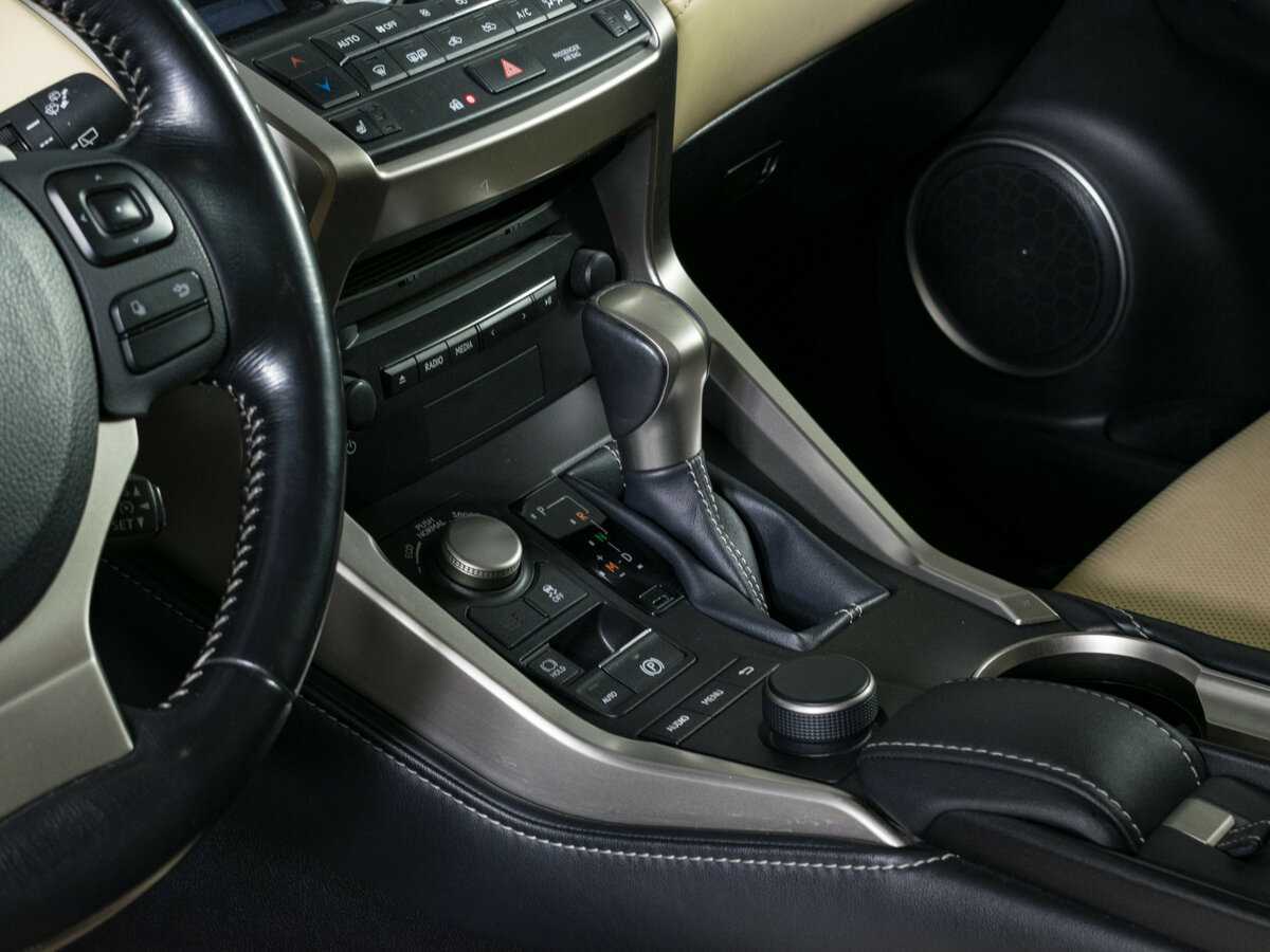 Купить Lexus NX 200t, 2015, 104 321 км, фото №14