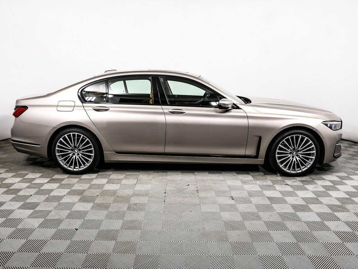Купить BMW 7 серии 745e, 2019, 50 846 км, фото №4