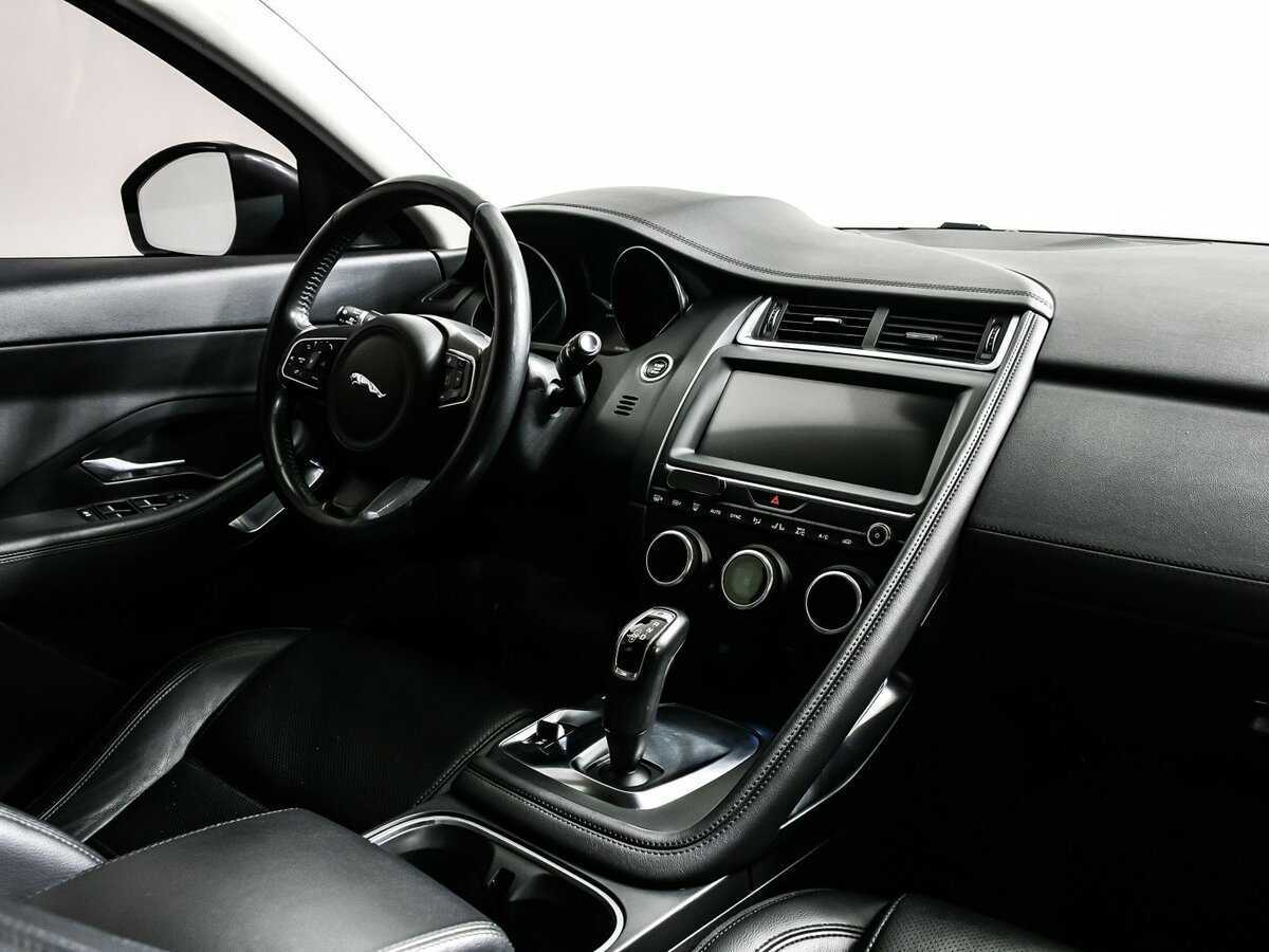 Купить Jaguar E-Pace, 2018, 131 169 км, фото №9