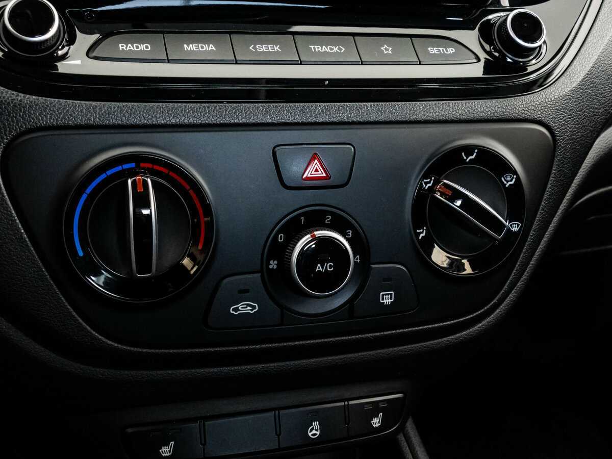 Купить Hyundai Solaris, 2021, 40 558 км, фото №13