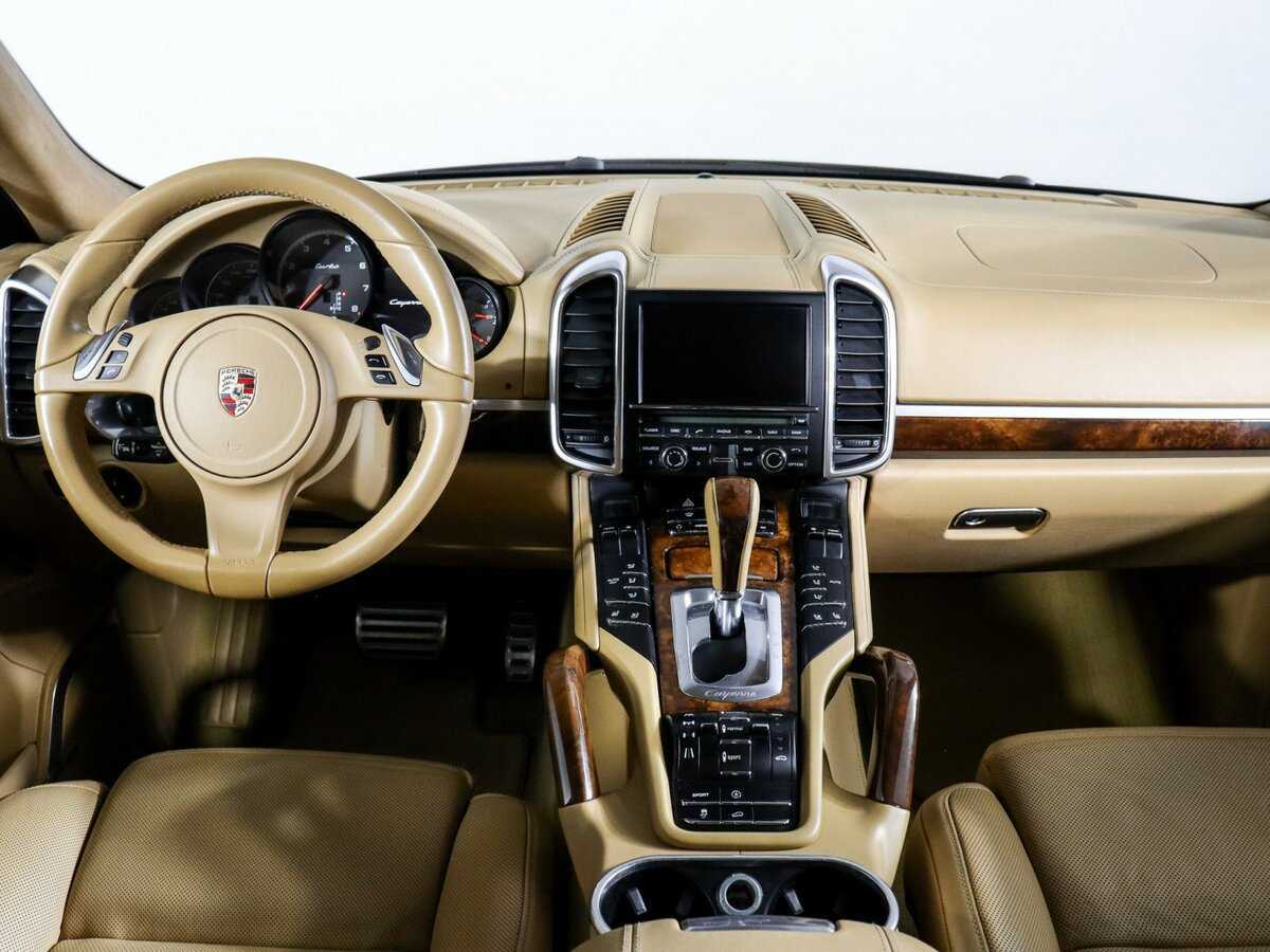 Купить Porsche Cayenne Turbo, 2010, 180 590 км, фото №9