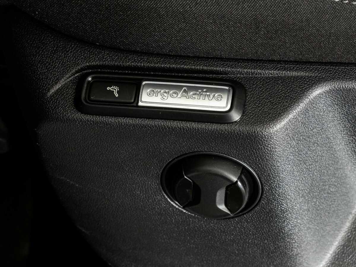 Купить Volkswagen Tiguan, 2019, 65 070 км, фото №17