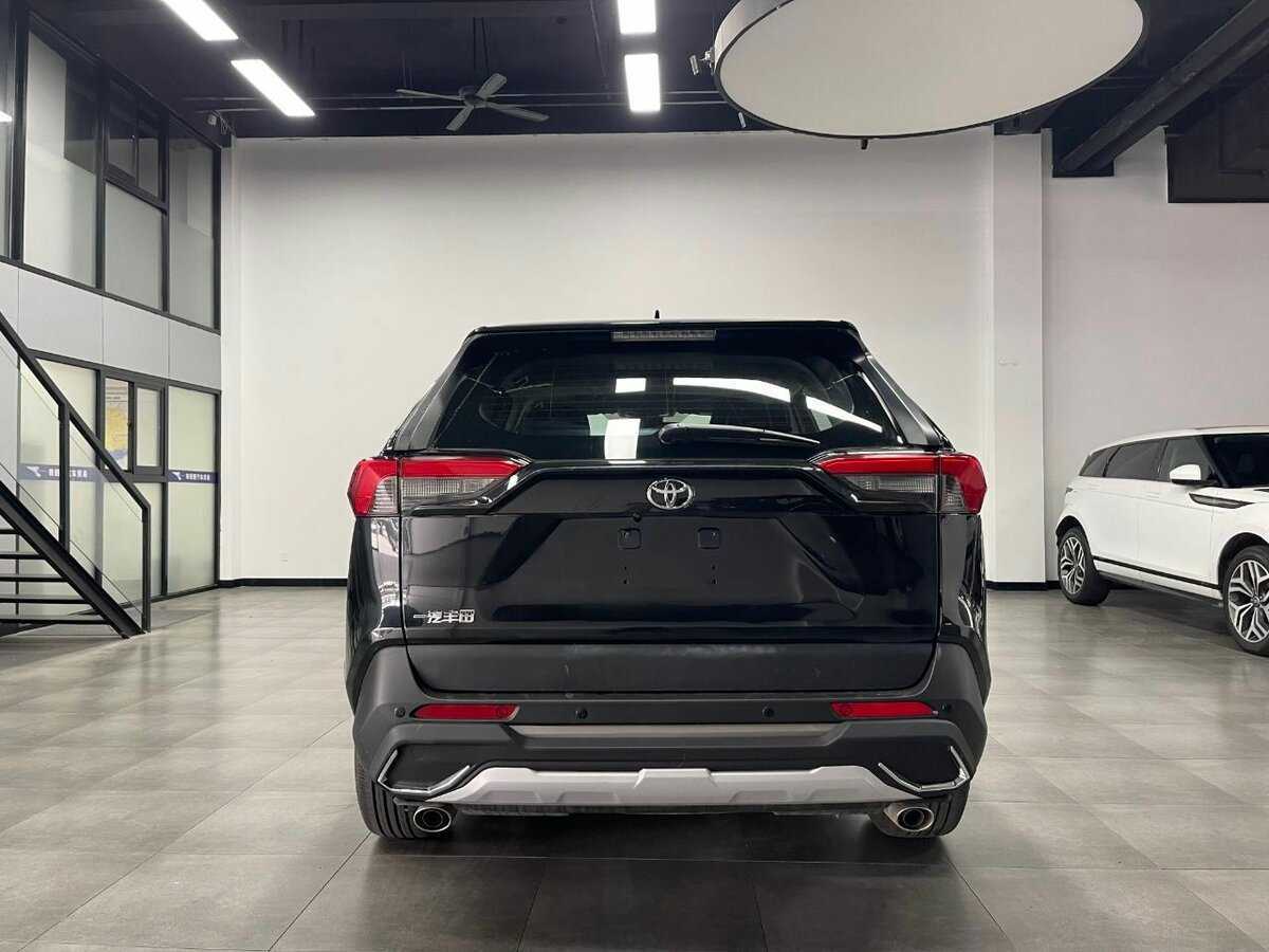 Купить Toyota RAV4, 2023, 5 470 км, фото №5