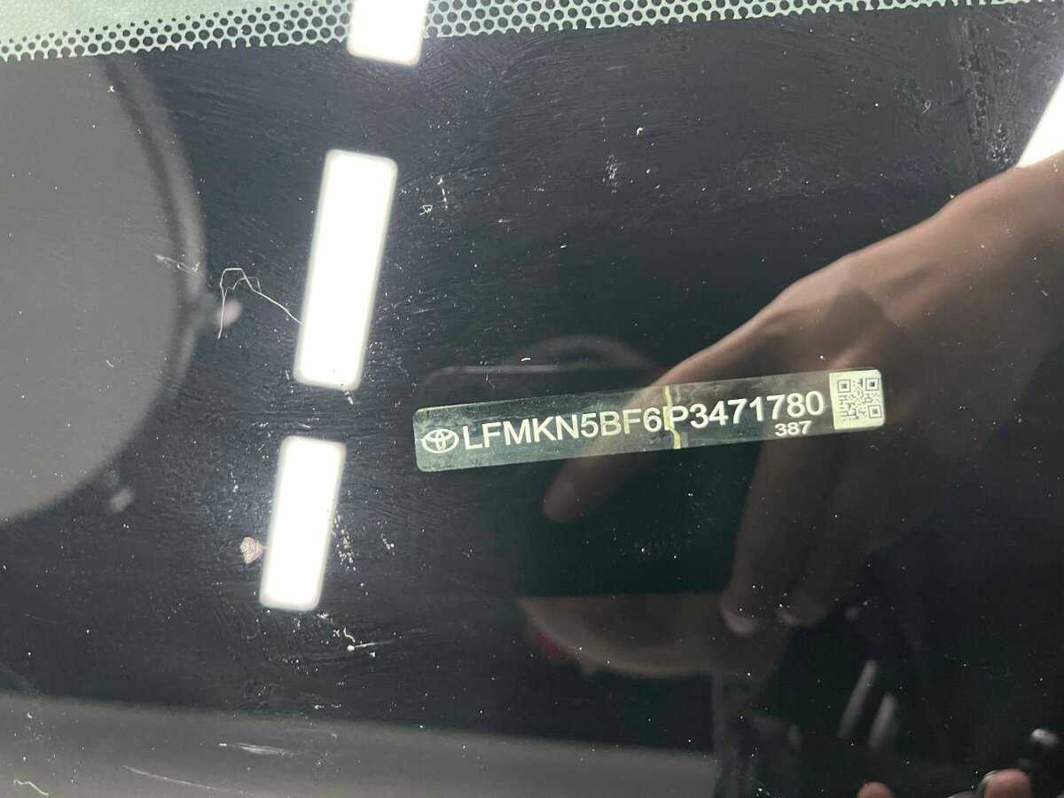 Купить Toyota RAV4, 2023, 5 470 км, фото №24