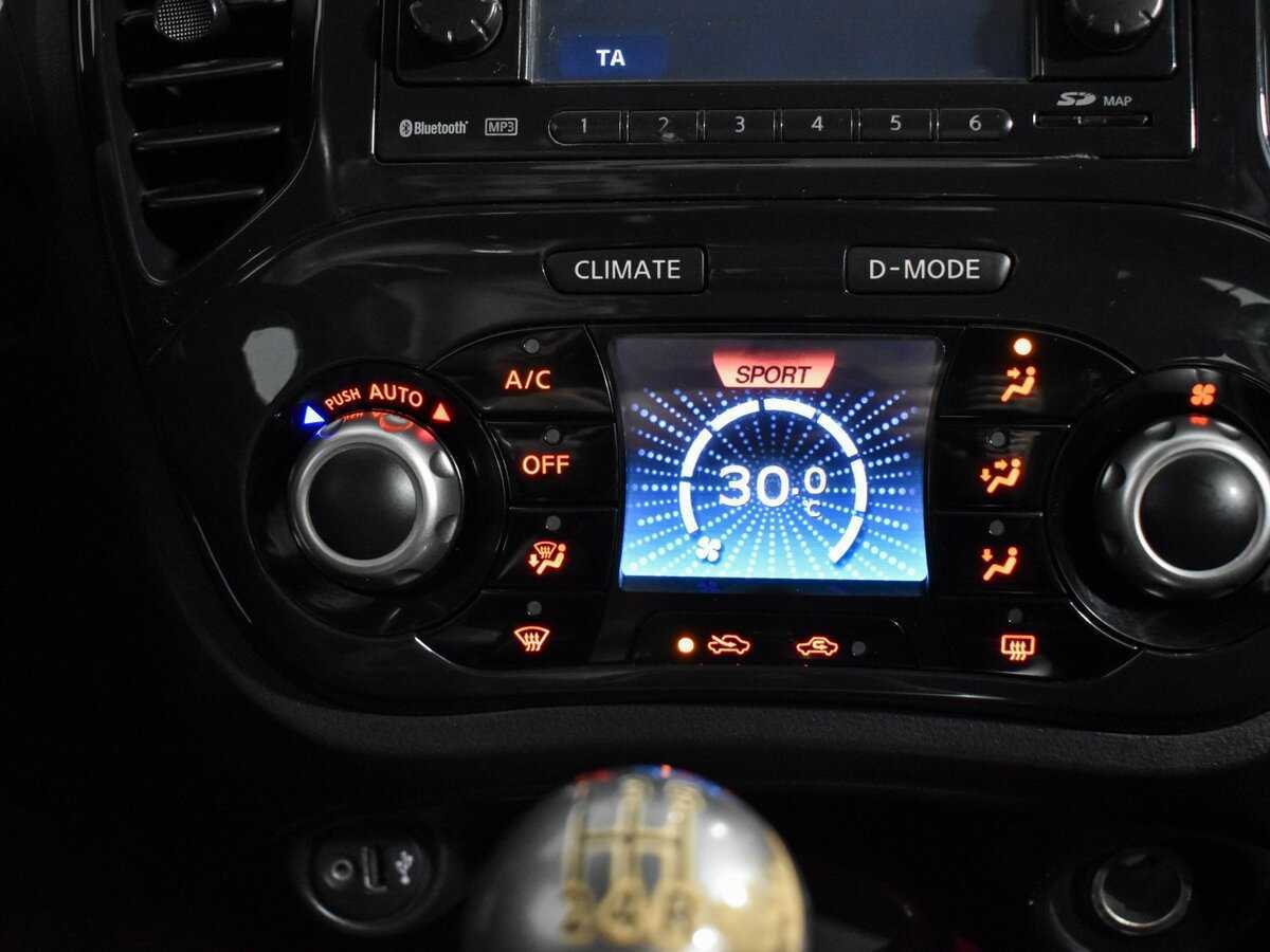 Купить Nissan Juke, 2011, 197 982 км, фото №17