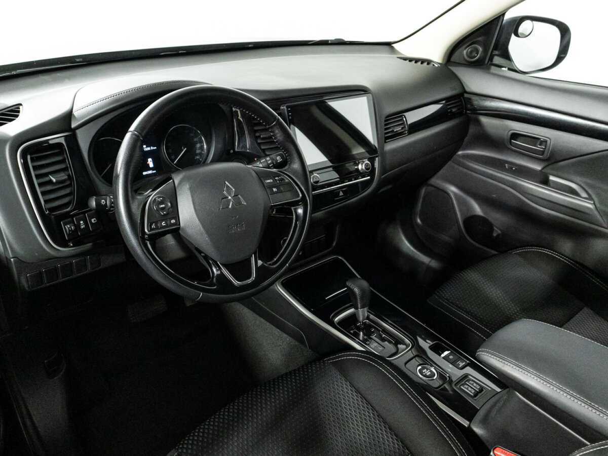 Купить Mitsubishi Outlander, 2021, 94 384 км, фото №10