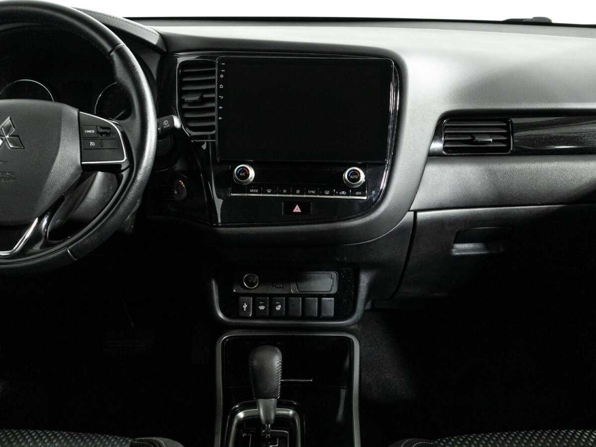 Купить Mitsubishi Outlander, 2021, 94 384 км, фото №13