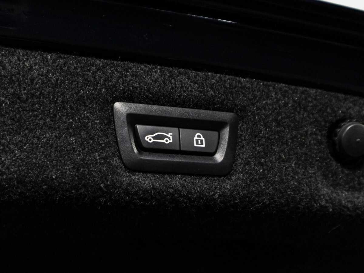 Купить BMW 5 серии 530i xDrive, 2019, 76 133 км, фото №16