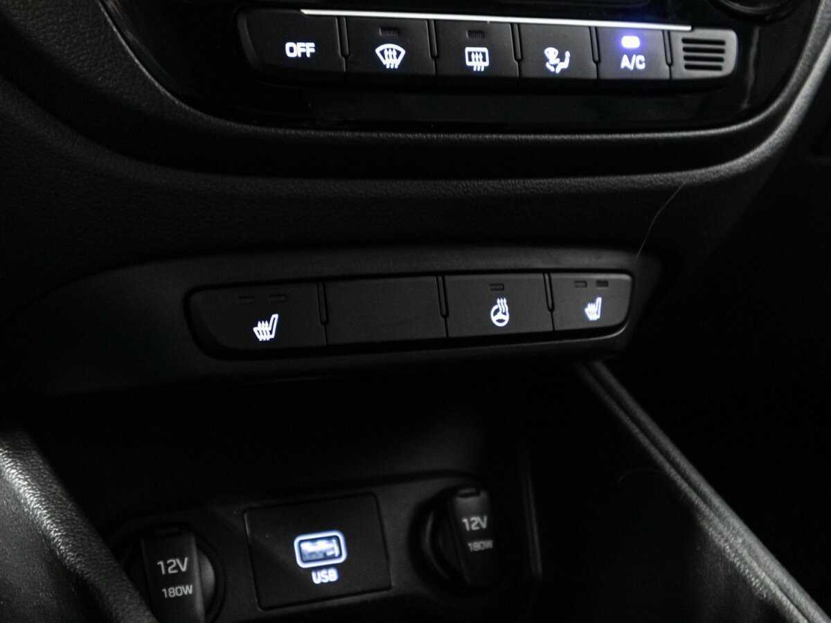 Купить Hyundai Solaris, 2019, 132 079 км, фото №15