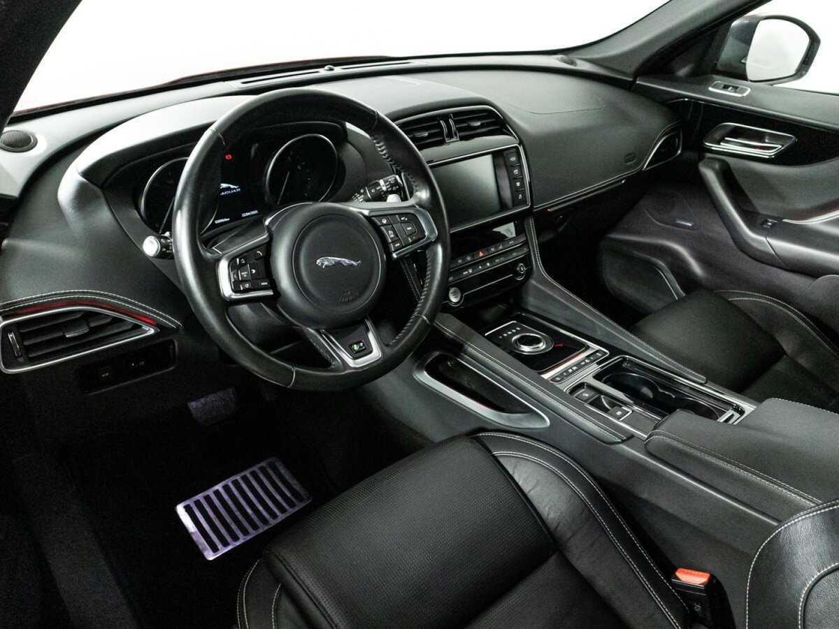 Купить Jaguar F-Pace, 2018, 30 961 км, фото №11