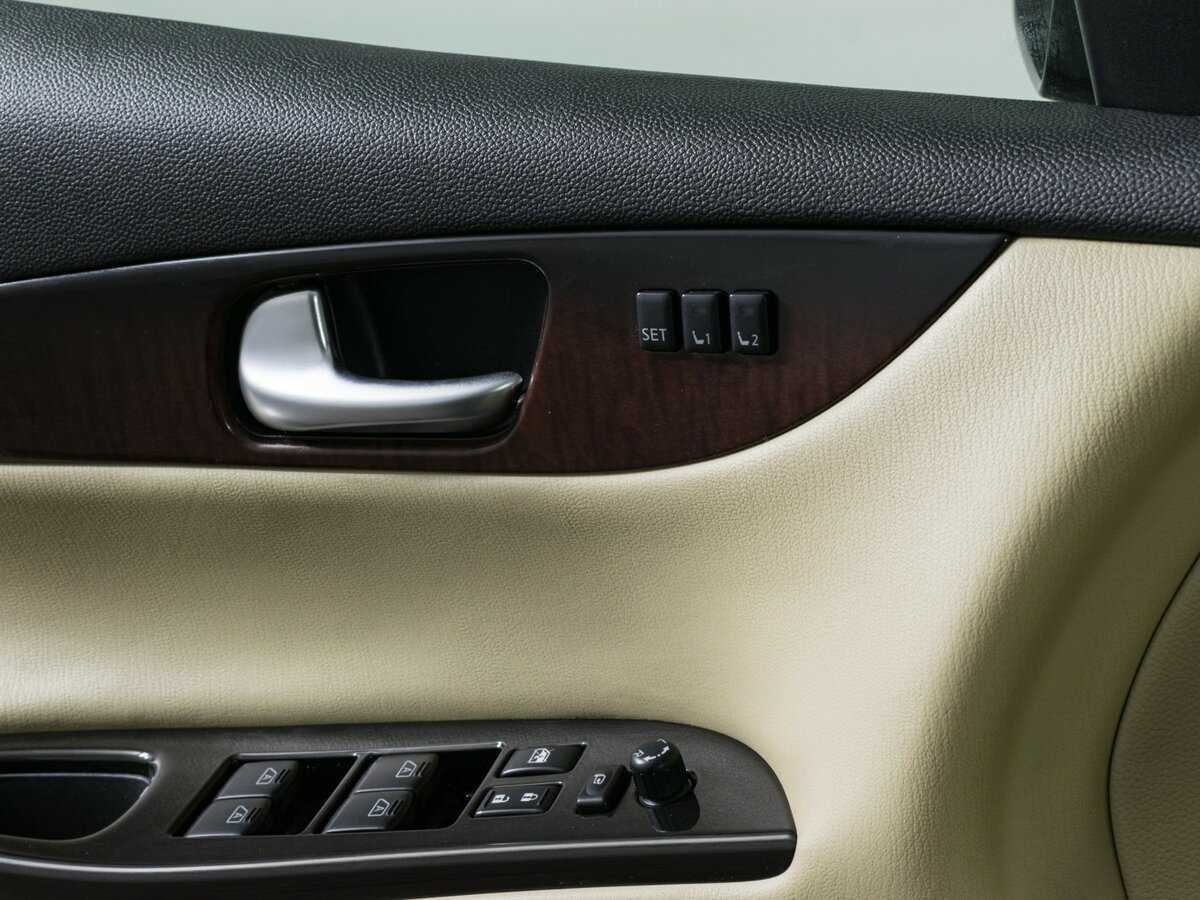 Купить Infiniti QX50, 2016, 111 928 км, фото №17