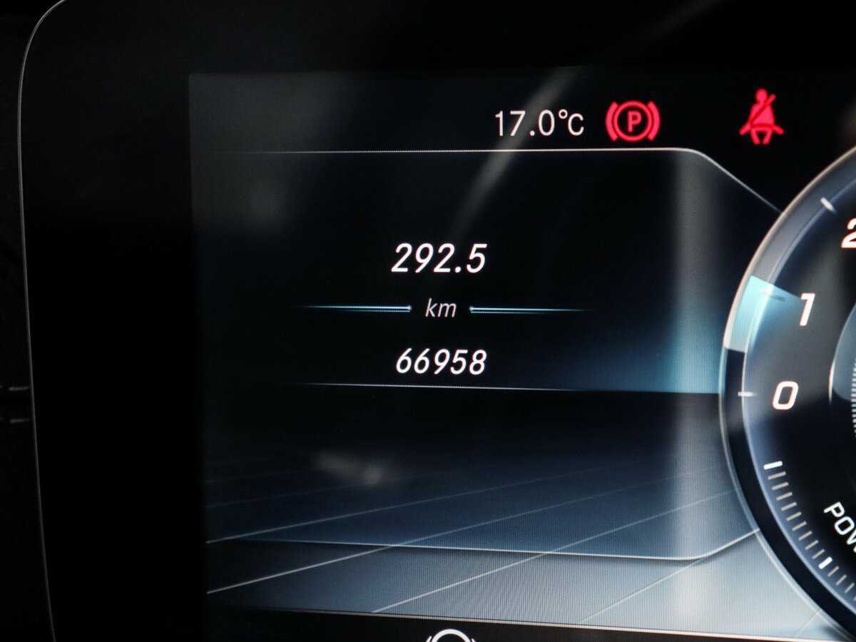 Купить Mercedes-Benz E-Класс 350 e, 2018, 66 957 км, фото №8