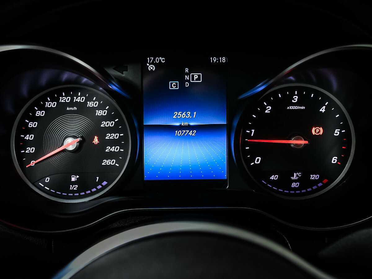 Купить Mercedes-Benz C-Класс 220 d, 2018, 107 000 км, фото №10