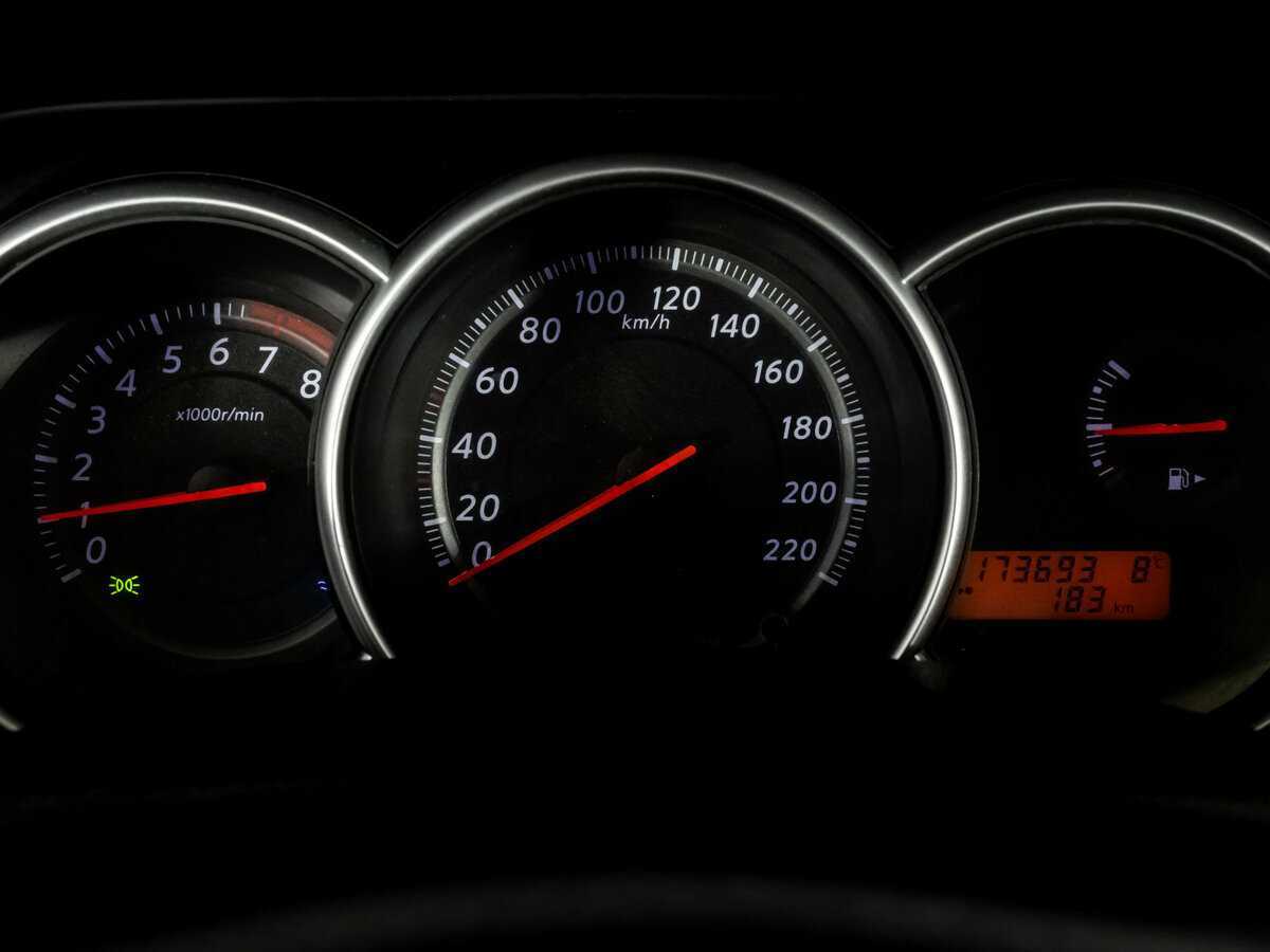 Купить Nissan Tiida, 2011, 173 463 км, фото №12