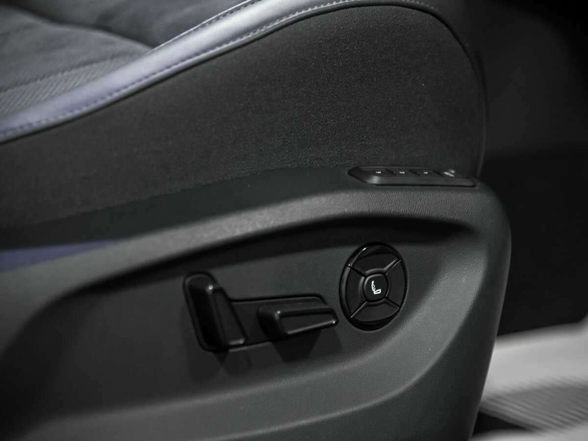 Купить Volkswagen Tiguan L Pro, 2024, 230 км, фото №22