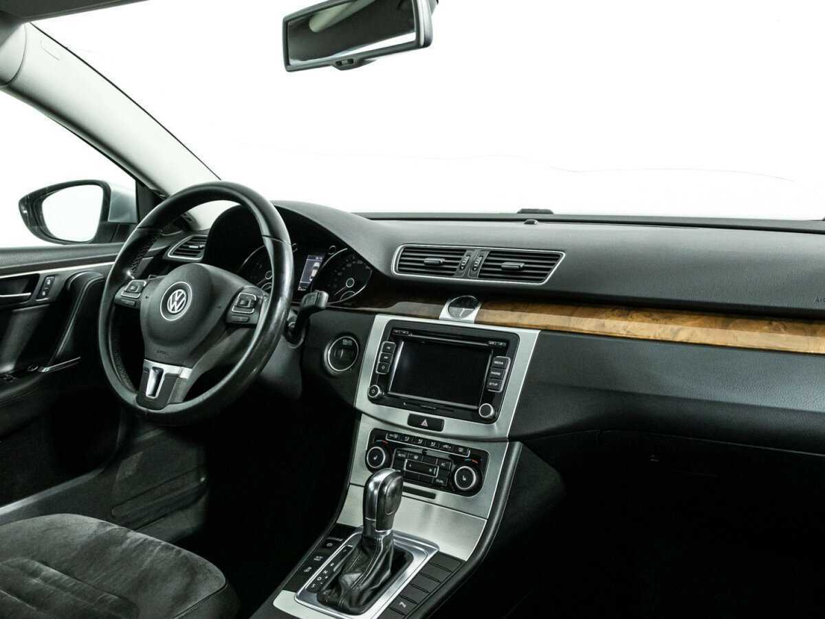 Купить Volkswagen Passat, 2011, 178 634 км, фото №9