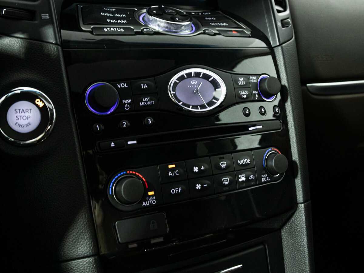 Купить Infiniti QX70, 2016, 105 000 км, фото №22