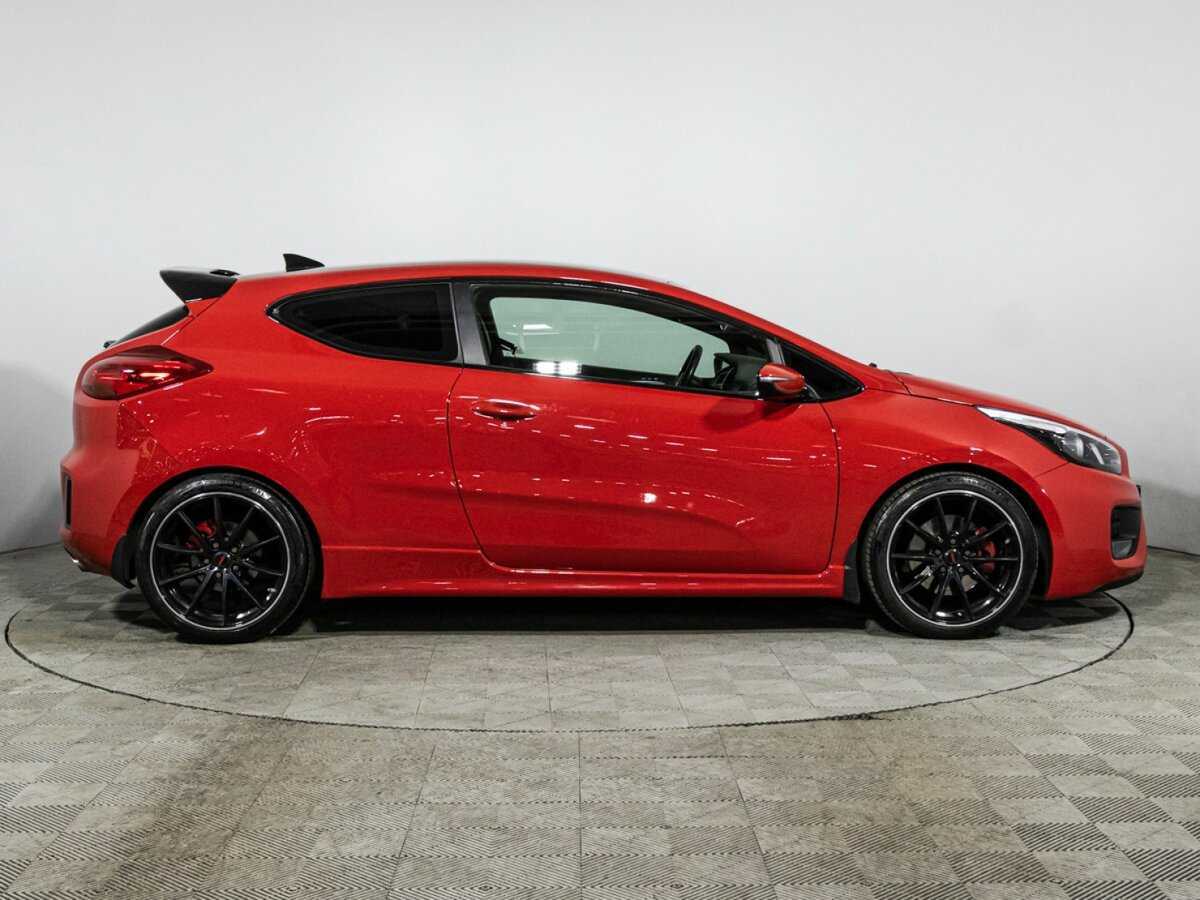 Купить Kia Ceed GT, 2017, 73 646 км, фото №4