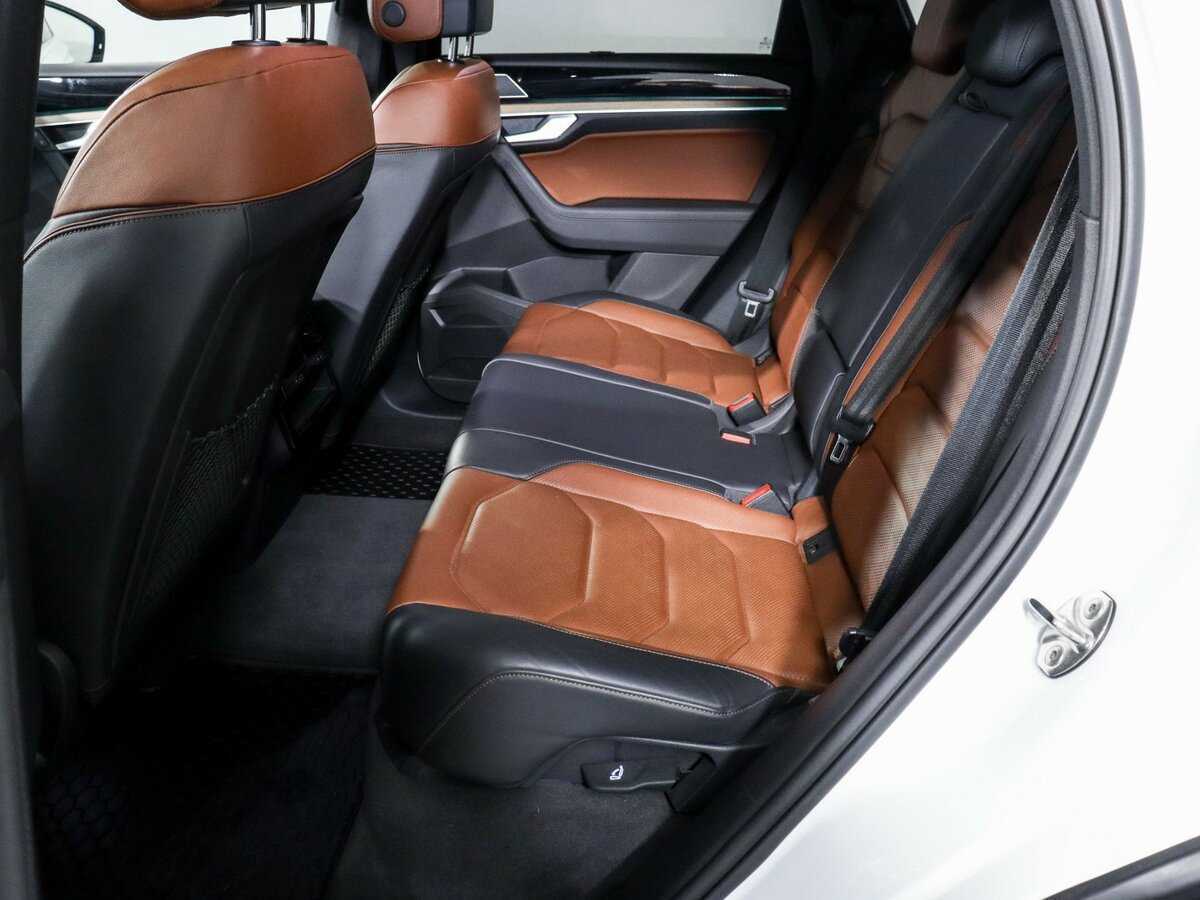 Купить Volkswagen Touareg, 2019, 99 162 км, фото №10