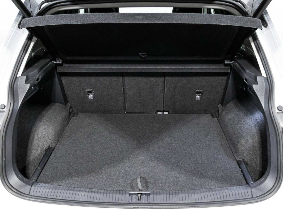 Купить Volkswagen Tiguan, 2019, 129 327 км, фото №15