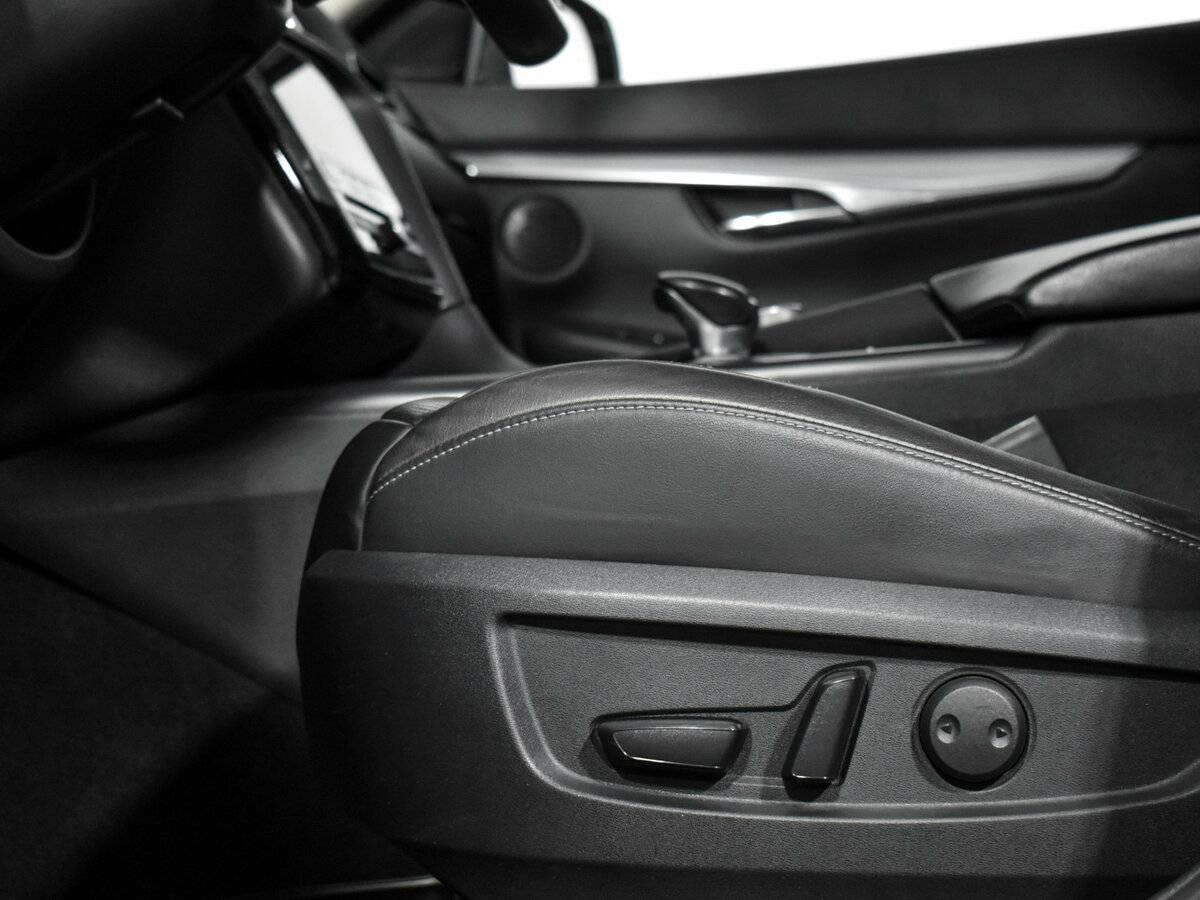 Купить Infiniti QX50, 2018, 140 127 км, фото №8