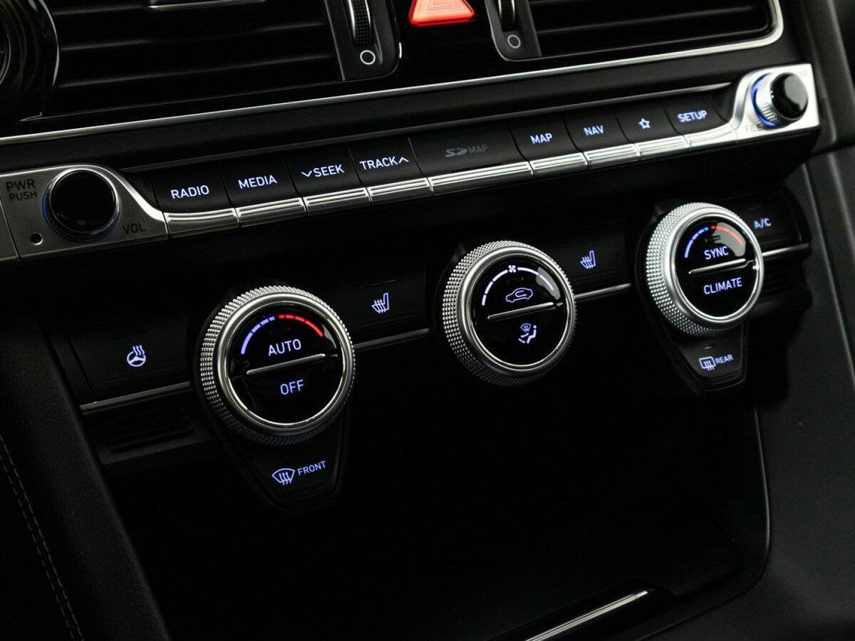 Купить Genesis G70, 2018, 38 000 км, фото №17