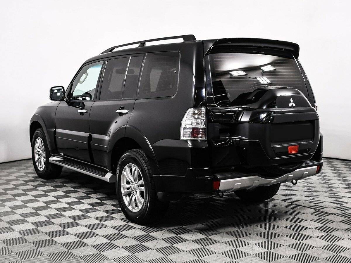 Купить Mitsubishi Pajero, 2017, 70 500 км, фото №7