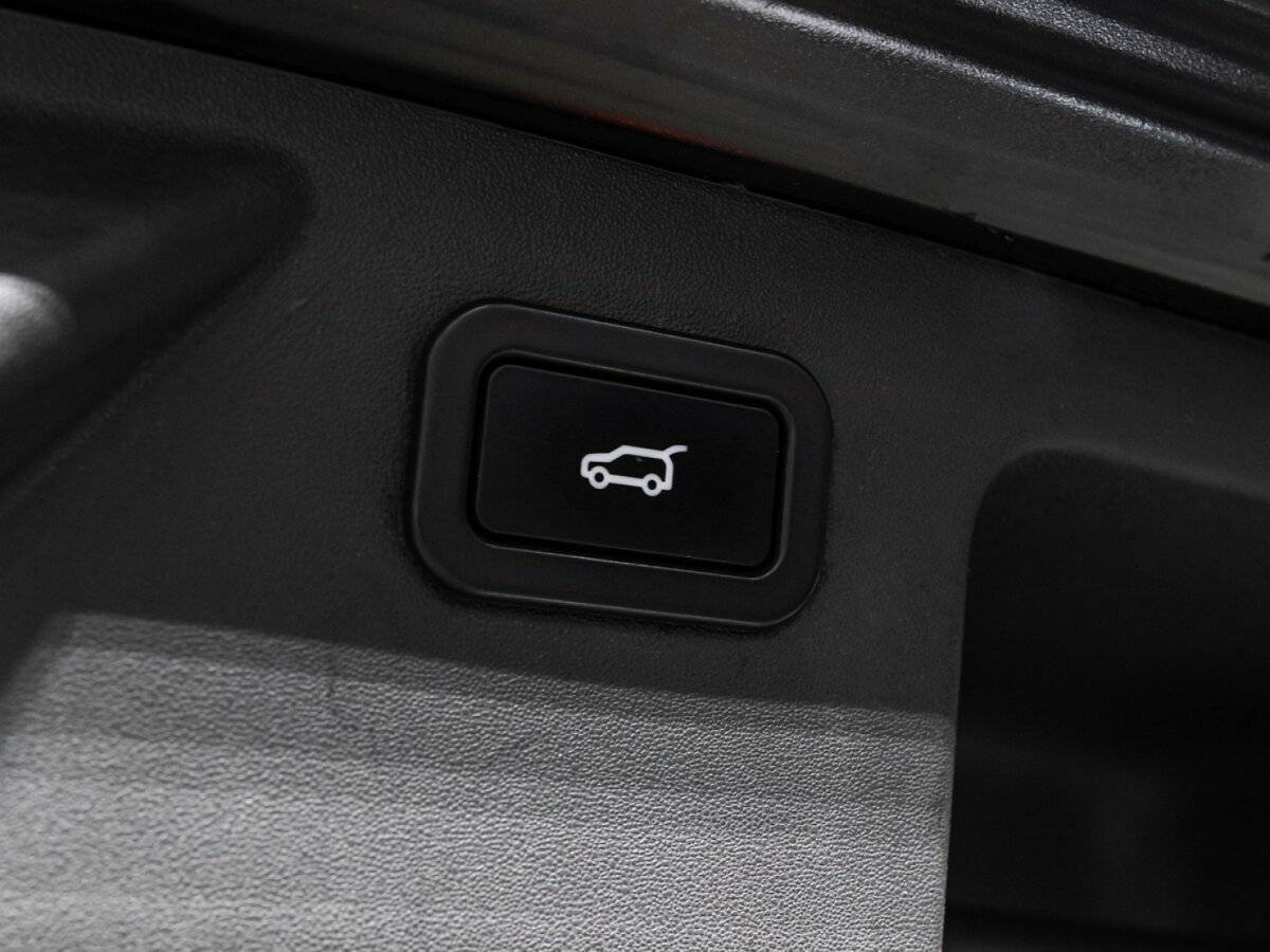 Купить Land Rover Discovery Sport, 2017, 83 921 км, фото №16