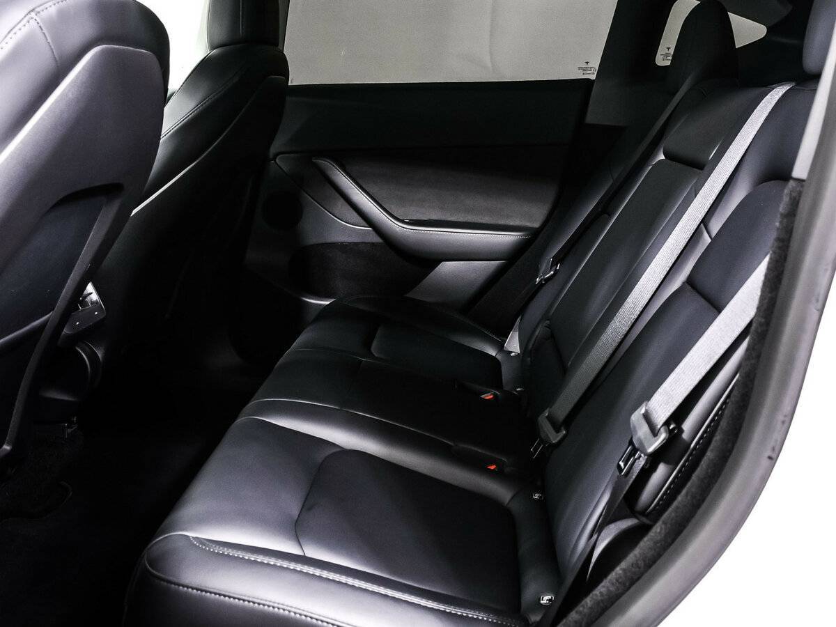 Купить Tesla Model Y Performance, 2023, 31 592 км, фото №12