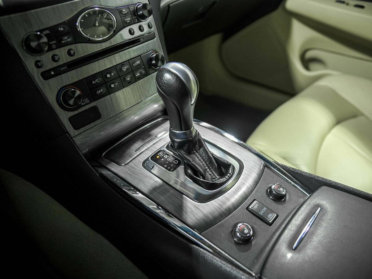 Купить Infiniti G25, 2013, 233 307 км, фото №12