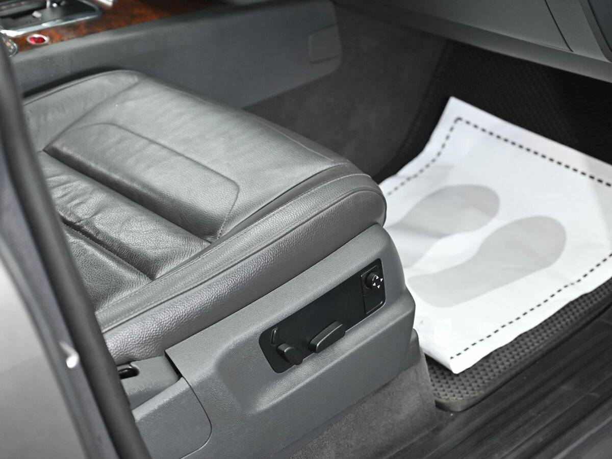 Купить Volkswagen Touareg, 2010, 174 000 км, фото №14