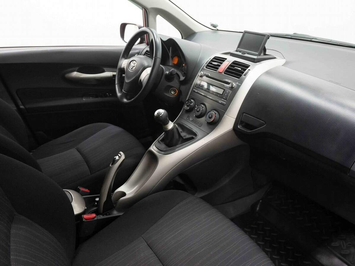 Купить Toyota Auris, 2008, 202 081 км, фото №11