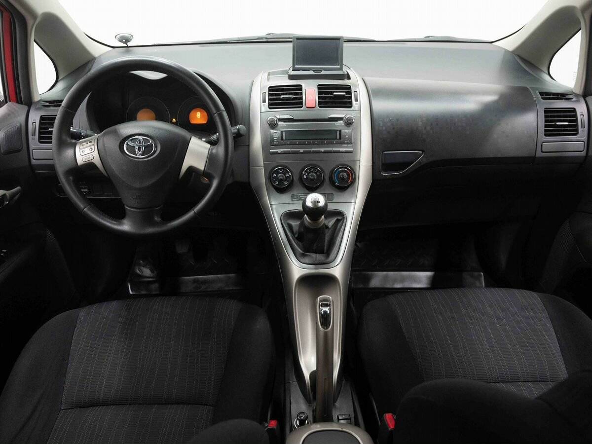 Купить Toyota Auris, 2008, 202 081 км, фото №13