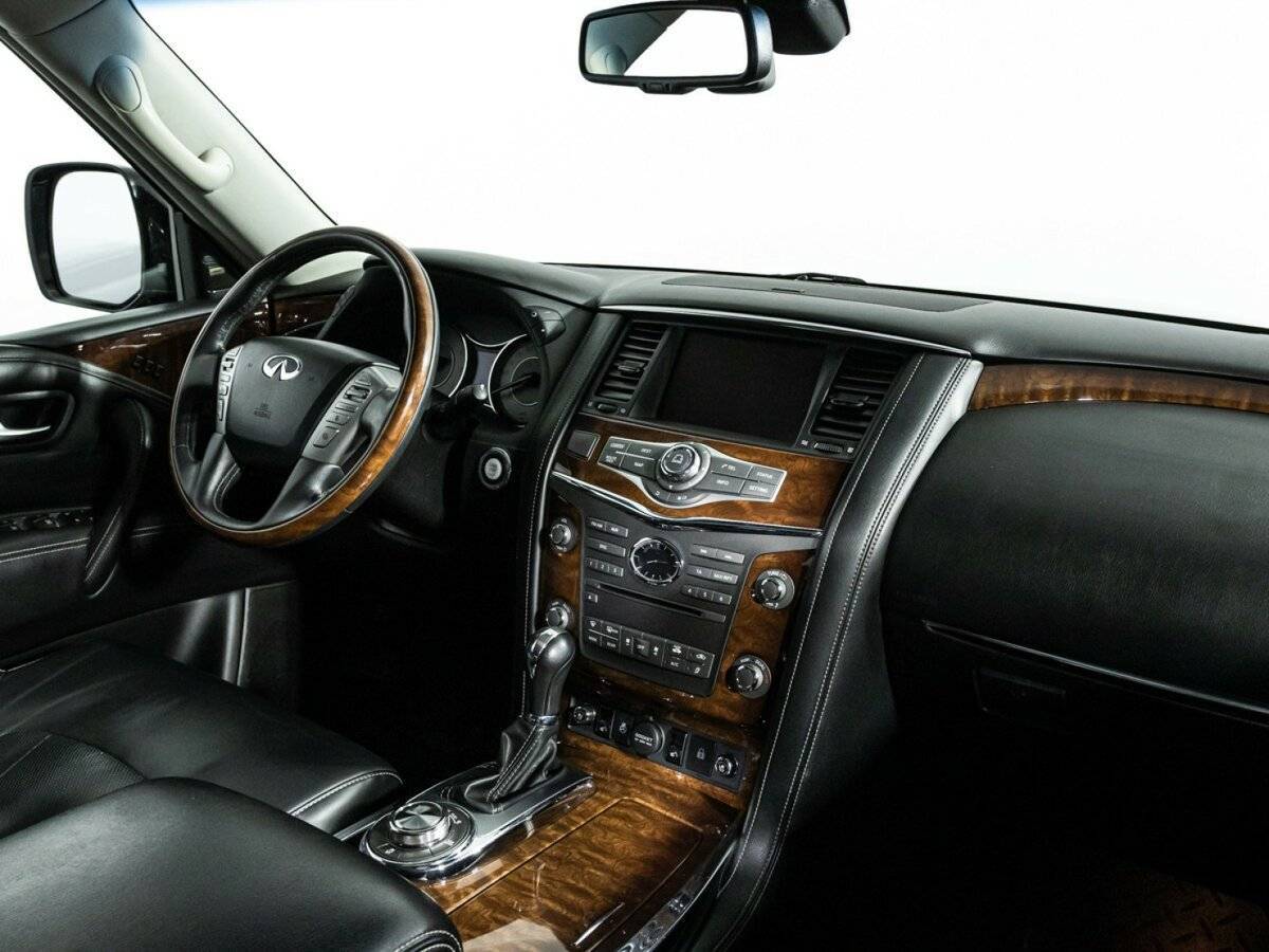 Купить Infiniti QX80, 2017, 129 877 км, фото №7