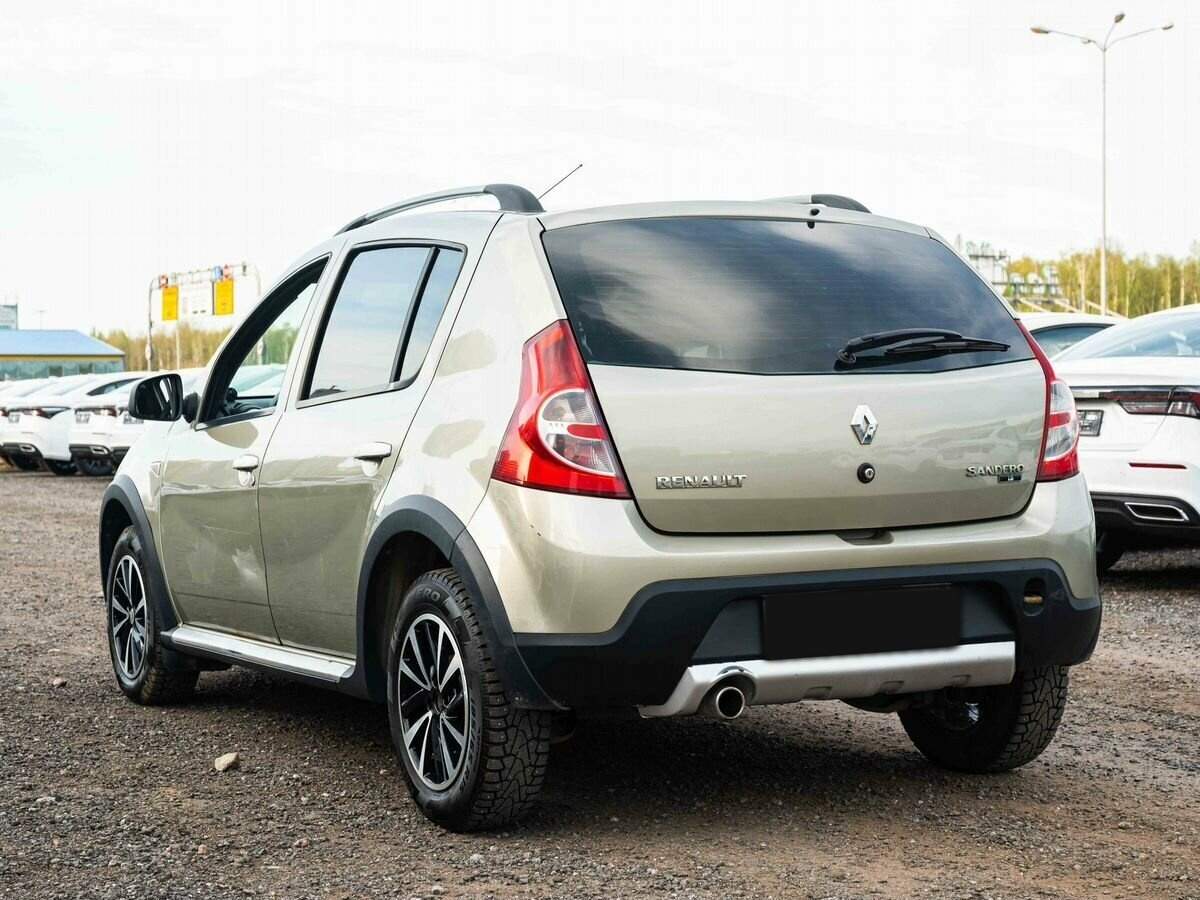 Купить Renault Sandero Stepway, 2011, 308 000 км, фото №4